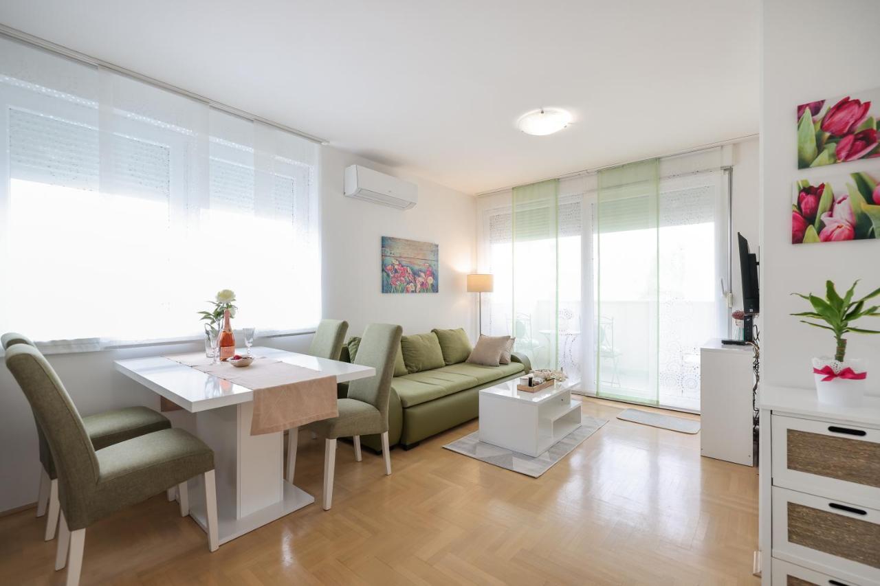 Cozy Niko Apartment - Private Parking And Balcony Ζαντάρ Εξωτερικό φωτογραφία