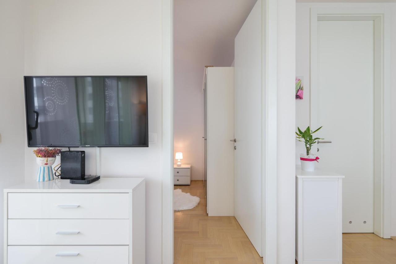 Cozy Niko Apartment - Private Parking And Balcony Ζαντάρ Εξωτερικό φωτογραφία